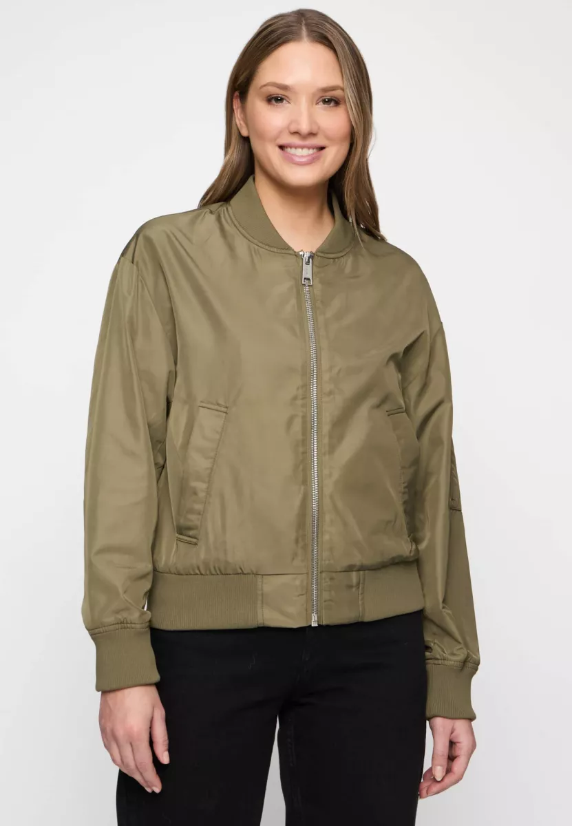 Covered L60374CO08 BONNIE3 2 Covered Covered L60374CO08 BONNIE3