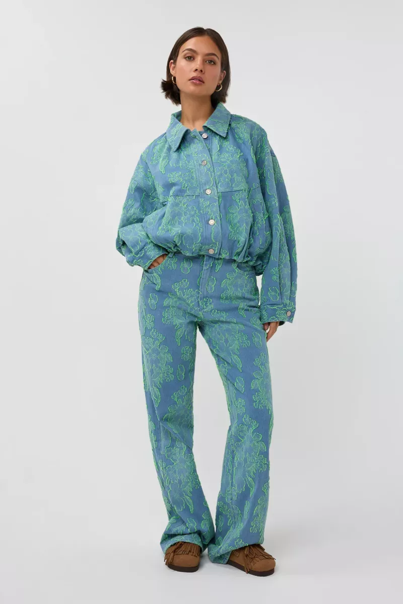 Studio Amaya Layla 3 Studio Amaya Studio Amaya Layla