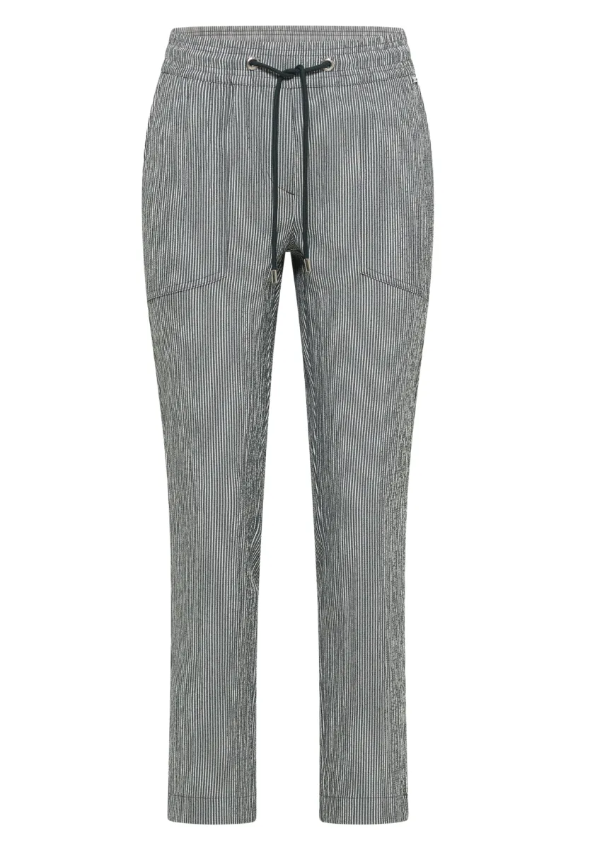 Cecil Style Tracey Seersucker Stripe 1 Cecil Cecil Style Tracey Seersucker Stripe