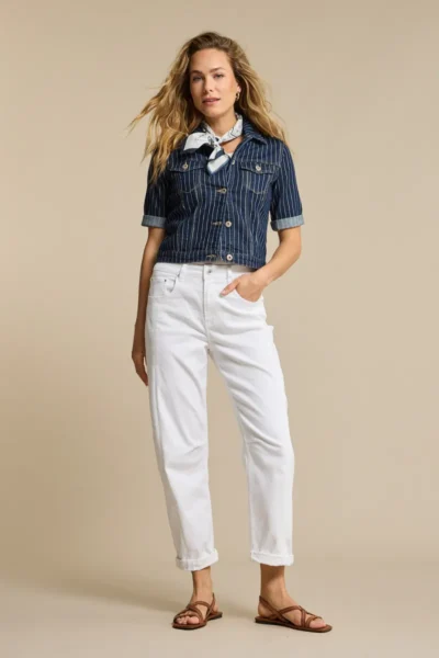Red Button Magic App Caitlina Sidepatch White