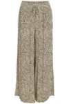 11852