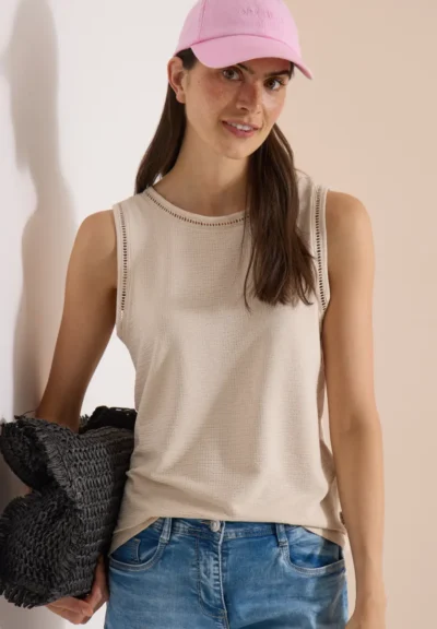 Cecil Cecil Structured Lace Detail Top
