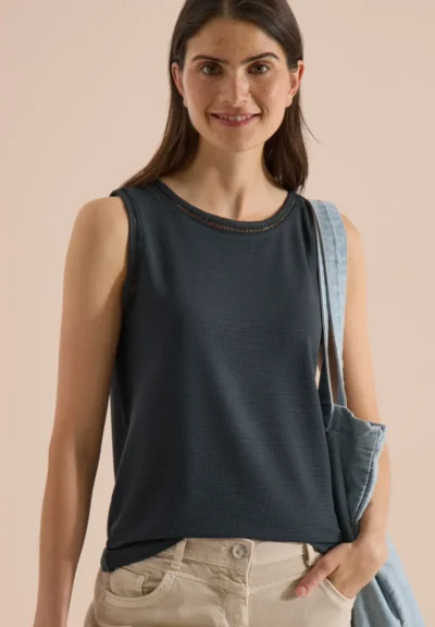 Cecil Cecil Structured Lace Detail Top