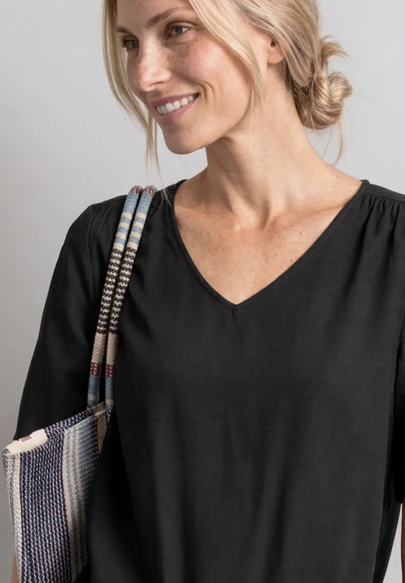 Street One LTD QR V-neck Blouse w overlap 5 Street One Street One LTD QR V-neck Blouse w overlap