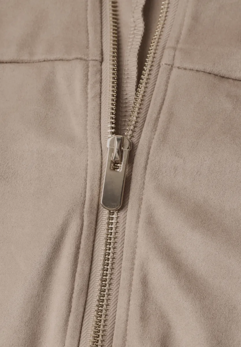 Street One LTD QR velour jacket w.gathere 2 Street One Street One LTD QR velour jacket w.gathere