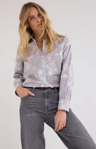 Tramontana Tramontana Embroidered Blouse Rhinestone.